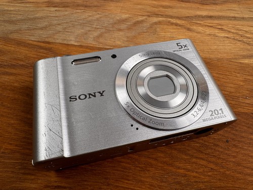 Fotocamera digitale compatta